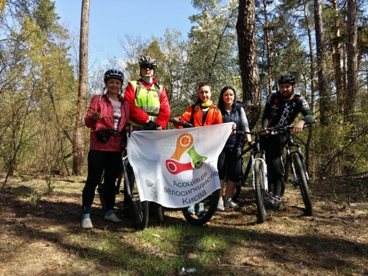 veloprogulyanka_ozero_kotsyubynske