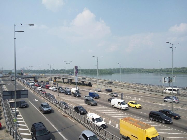 Від смогу і заторів Київ врятує позбавлення від автомобільної залежності 